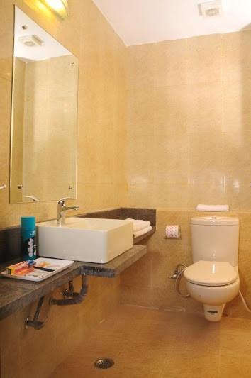 Hotel City Height - Delhi Ncr Id Not Accepted Нью-Делі Екстер'єр фото