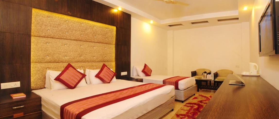 Hotel City Height - Delhi Ncr Id Not Accepted Нью-Делі Екстер'єр фото