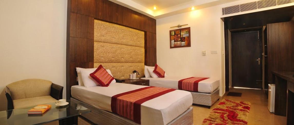 Hotel City Height - Delhi Ncr Id Not Accepted Нью-Делі Екстер'єр фото