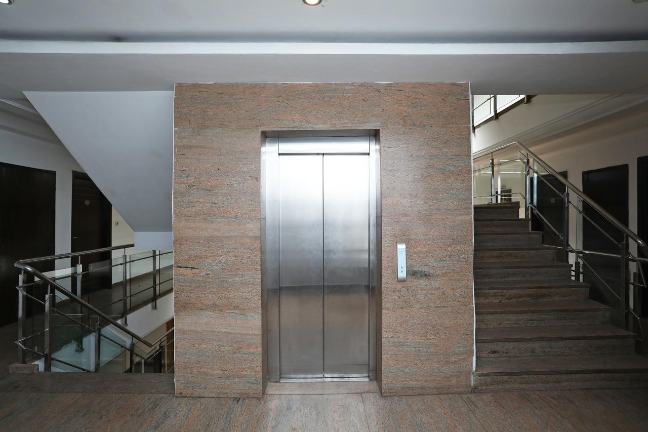 Hotel City Height - Delhi Ncr Id Not Accepted Нью-Делі Екстер'єр фото